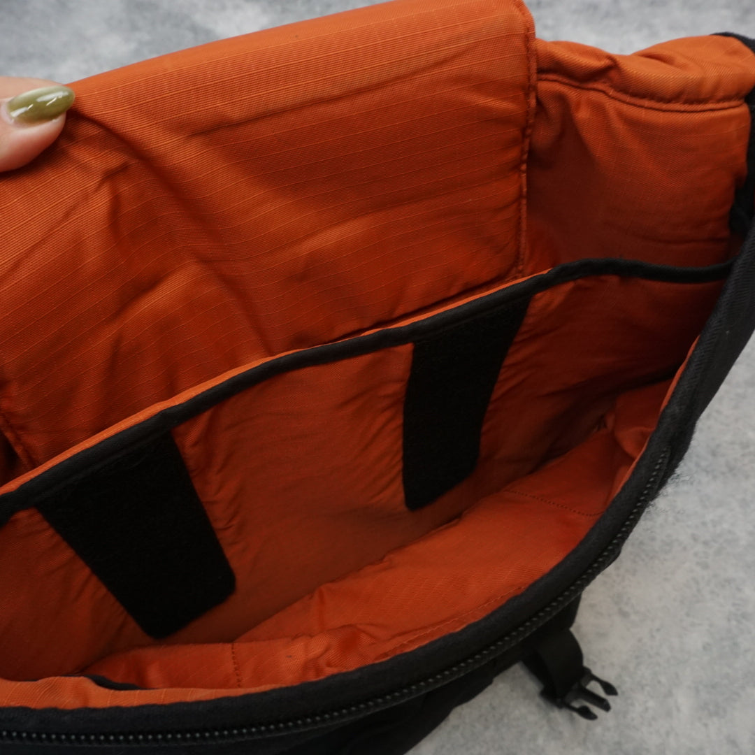 Crumpler Messenger Bag