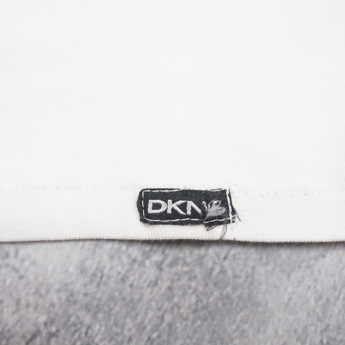 DKNY Spellout Graphic Fitted T-Shirt