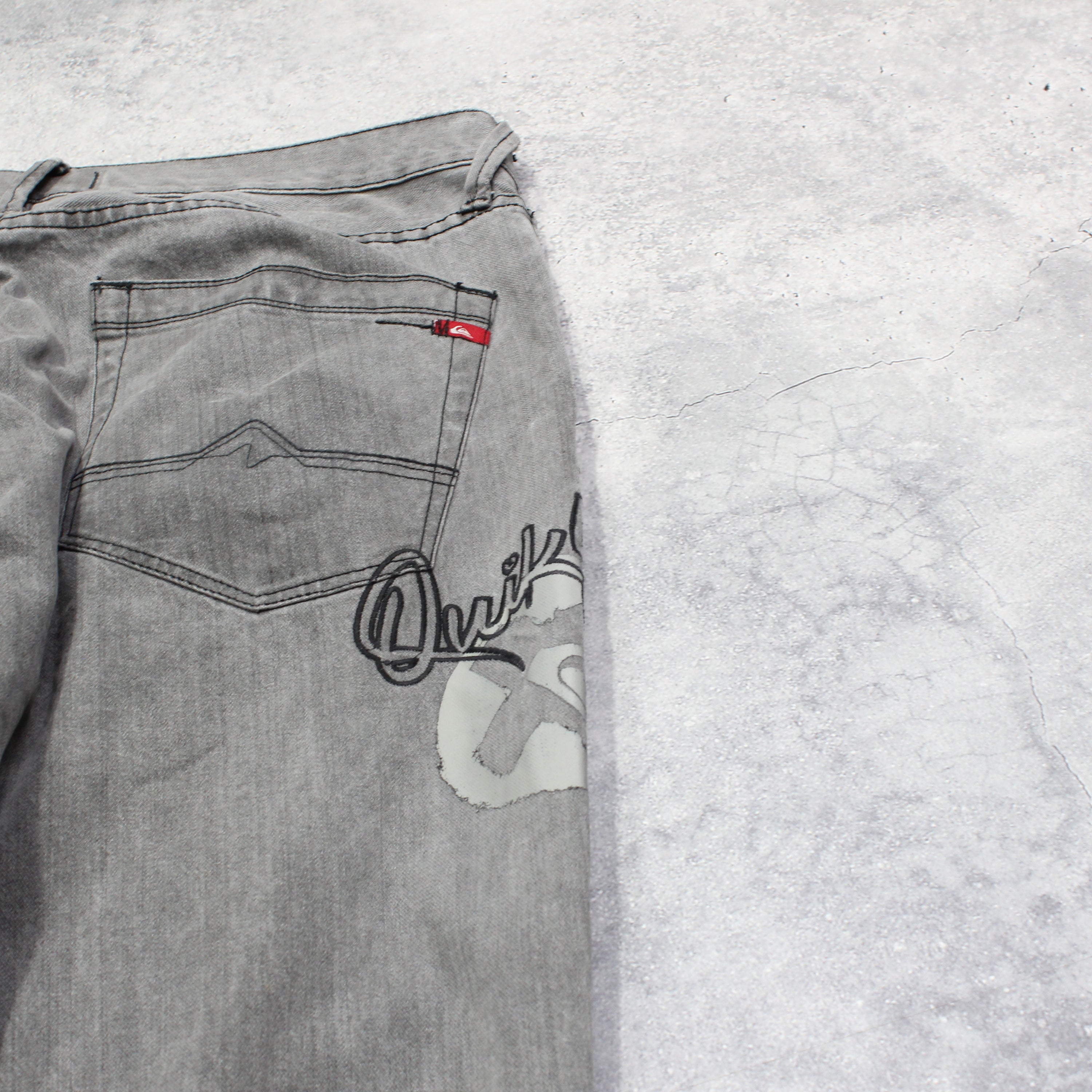 2000s Quiksilver Boot Cut Jeans Loose Fit