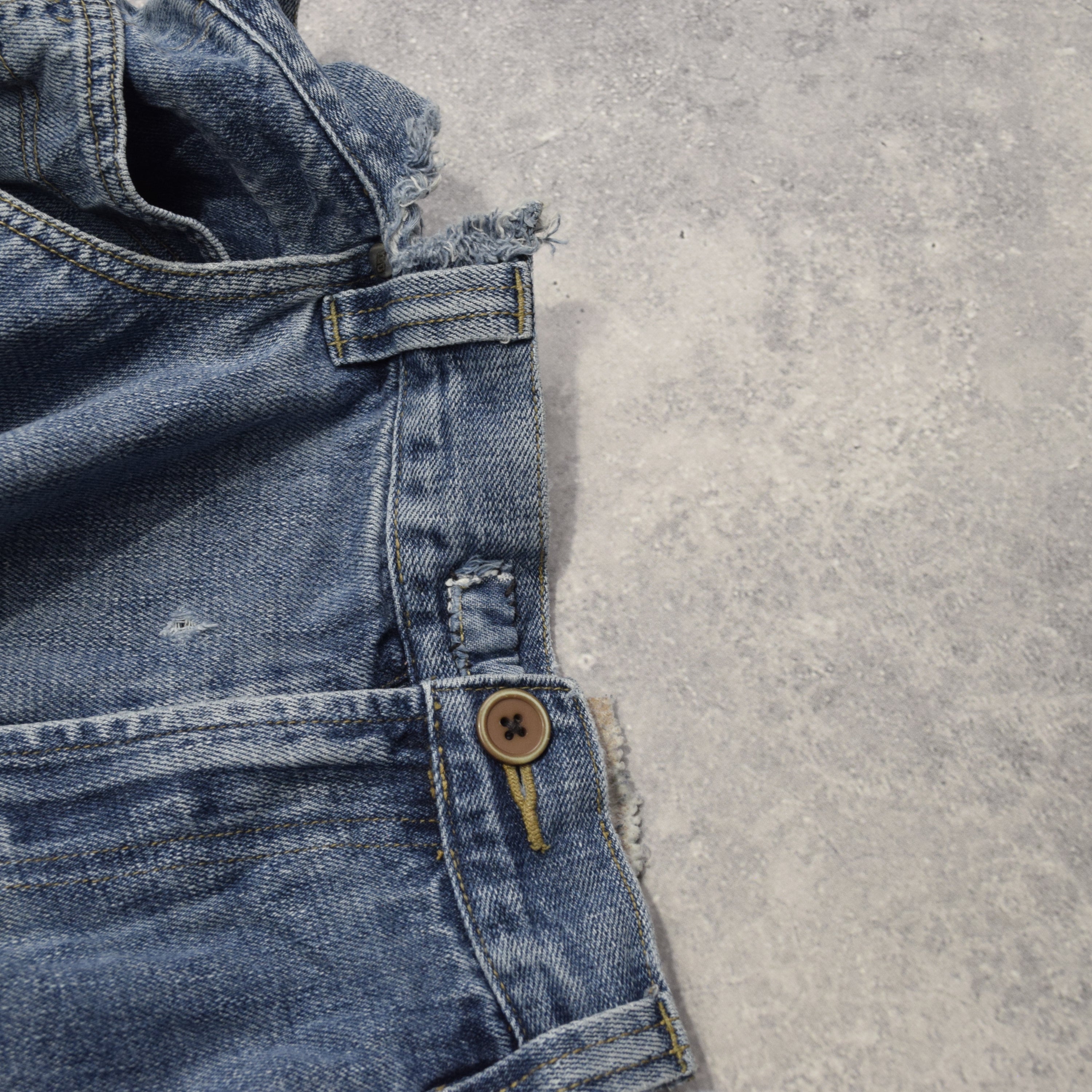 90s Hedz-Up  Distressed Relaxed Fit Jeans