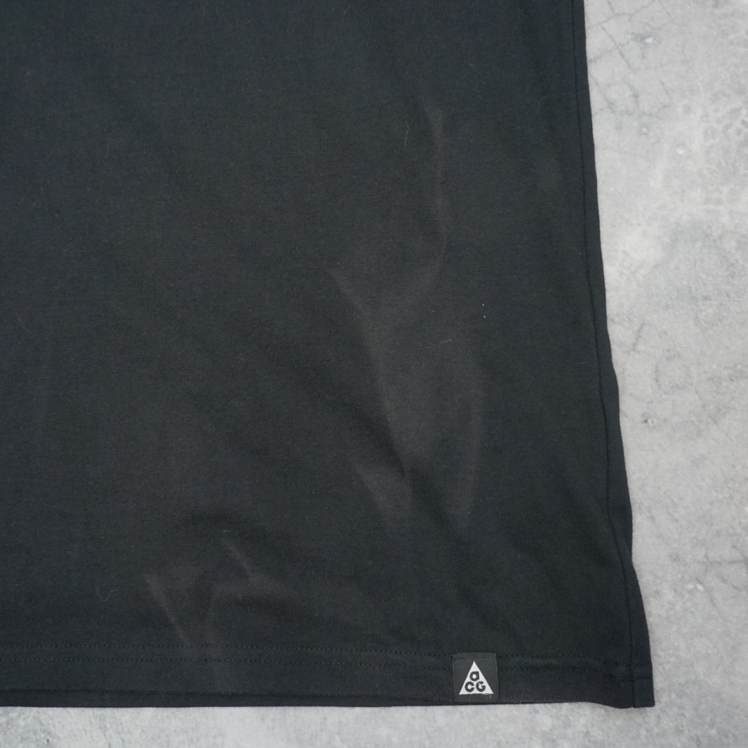 Nike ACG Graphic T-Shirt