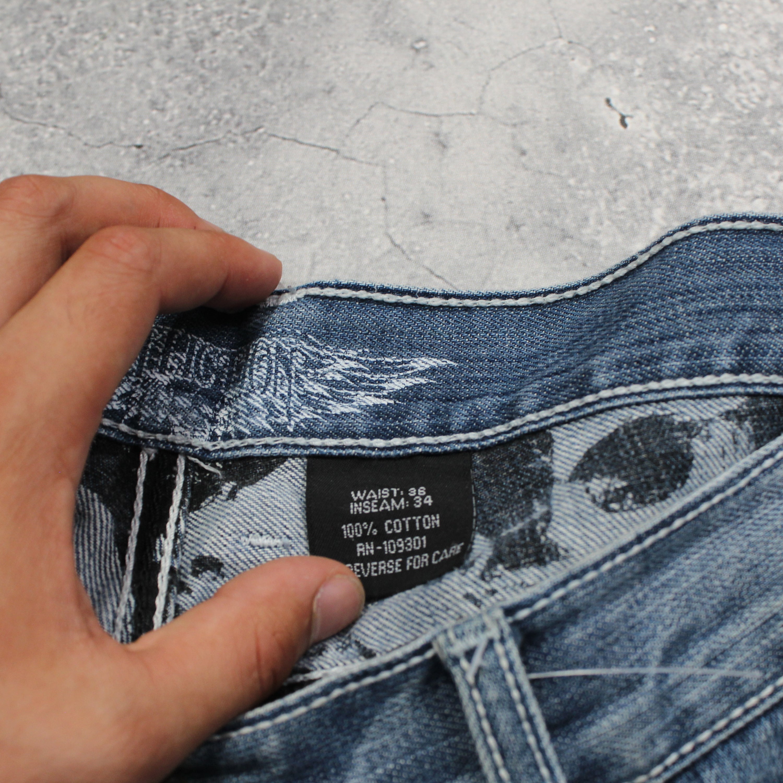 2000s Affliction Skull Printed Jeans